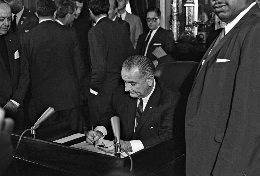 Pres Lyndon B Johnson Voting Rights Act July 2 1965