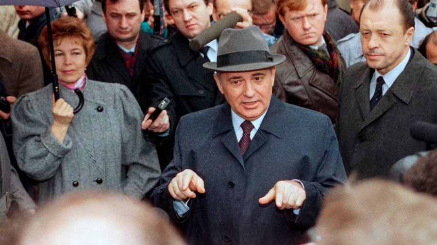 Mikhail Gorbachev – a Knight of Lightness or Dark?